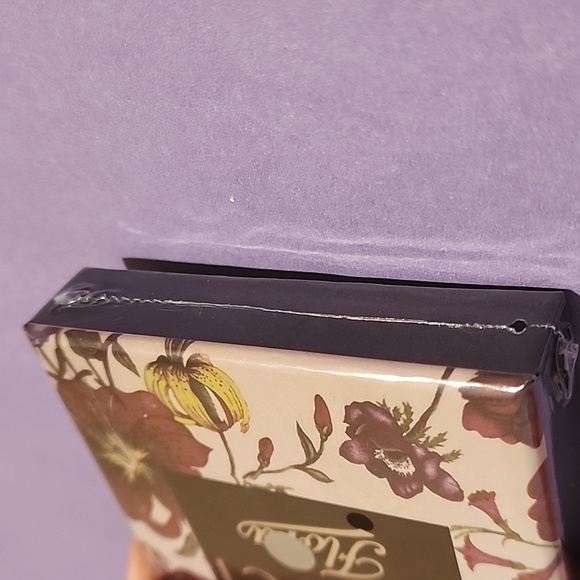 Gucci Flora Compact mirror (brand new, sealed) - Picture 3 of 6